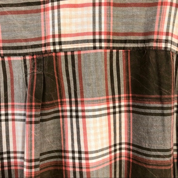 Men’s SS Woolrich Button Down - Picture 5 of 5